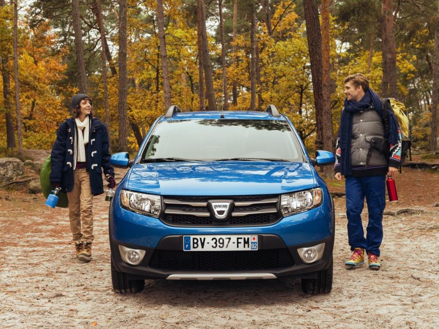  Dacia Sandero Stepway 2012 года  (фото 42 из 52)